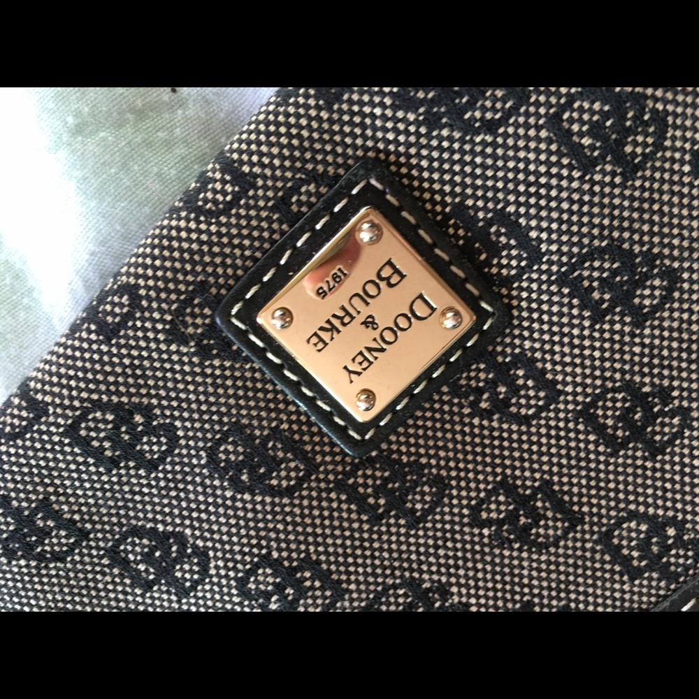 Black Dooney & Bourke Mini wristlet